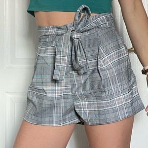 Size 2 H&M Gray Shorts